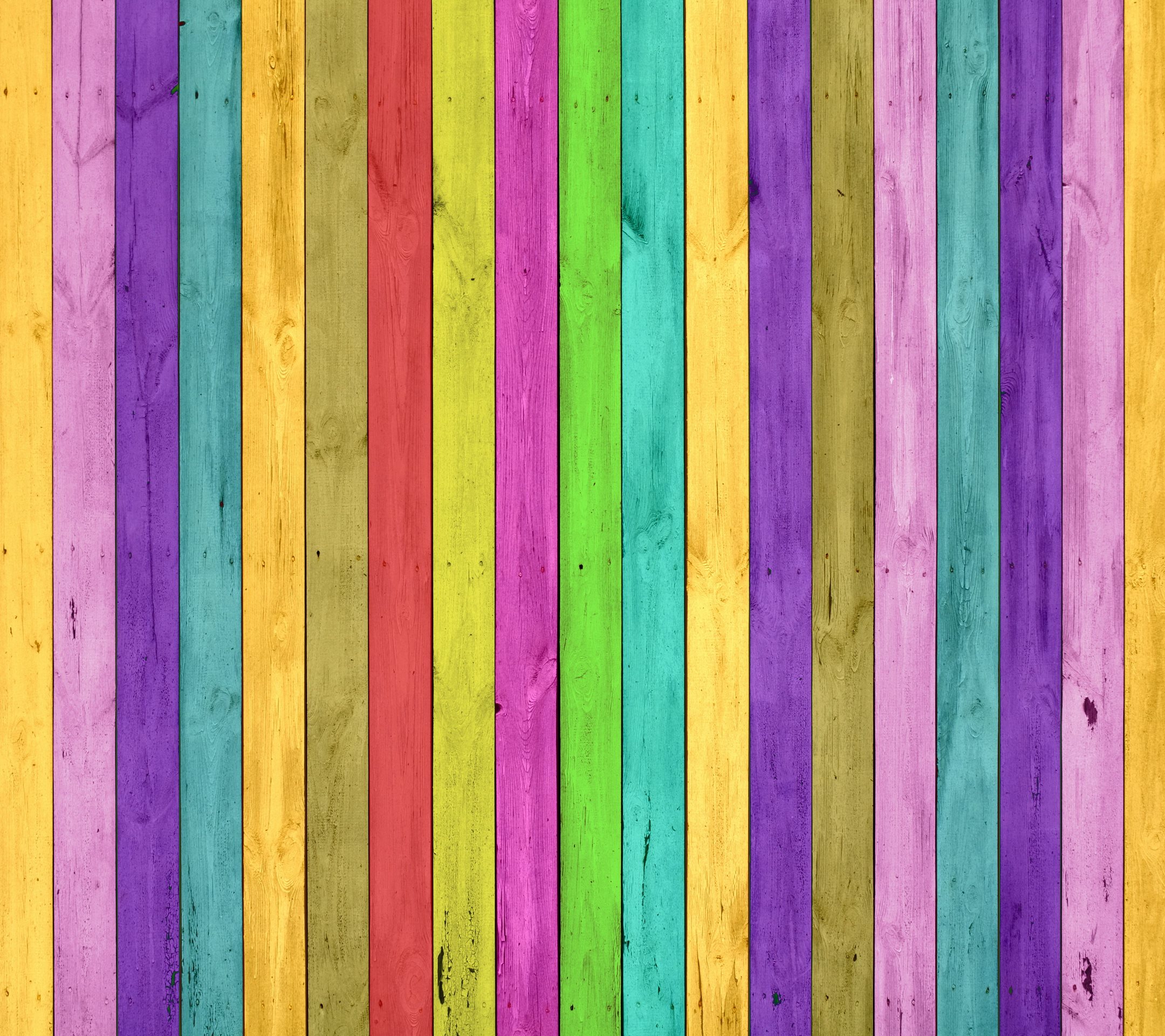 полосы разноцветные стена пол бесплатно